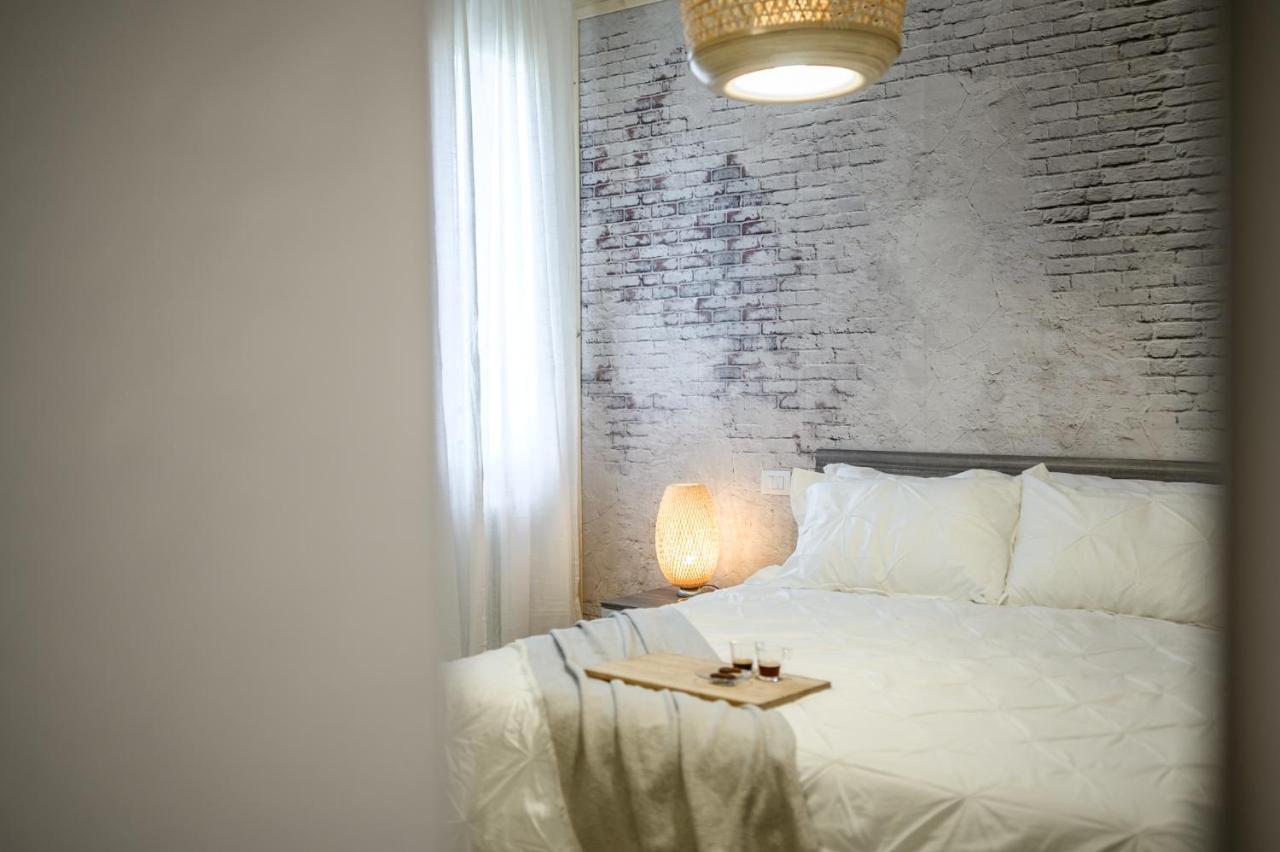 Apartamento Nella Corte Del Mulino, 1 Passo Dal Centro Con Parcheggio Módena